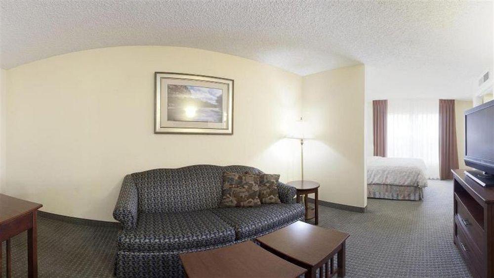 Staybridge Denver Tech Center By Ihg Hotel Centennial